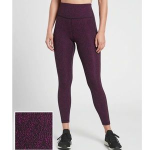 Athleta Ultimate Stash Pocket Textured 7/8 Tight, Exotic Fuchsia  Purple Sz XS